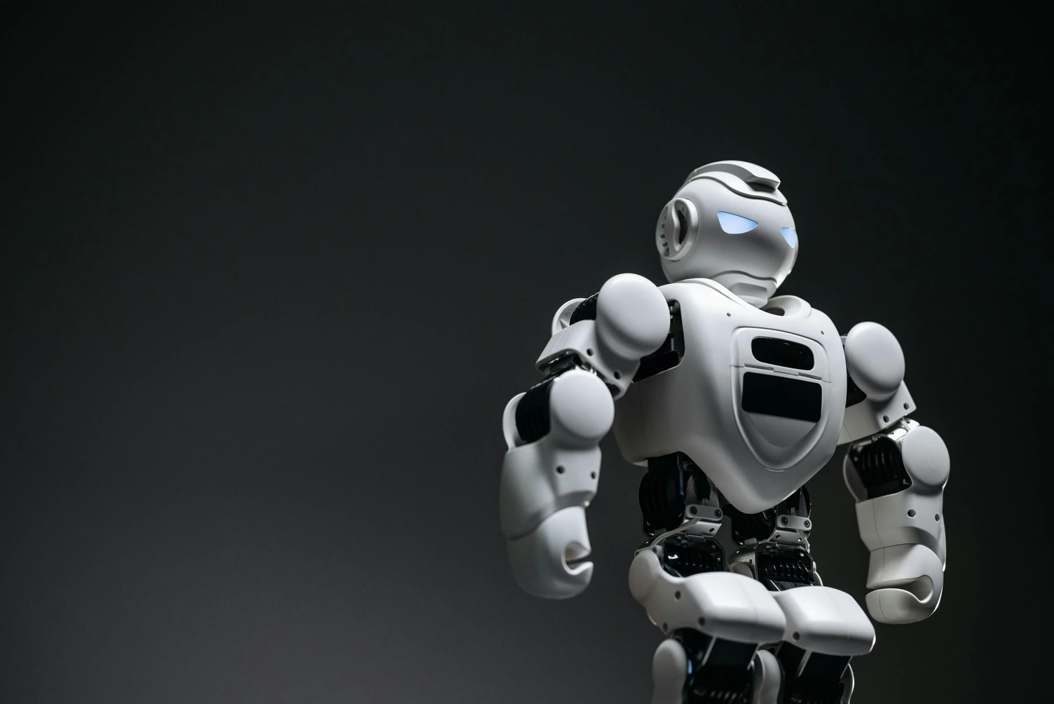 How to implement AI in business step by step